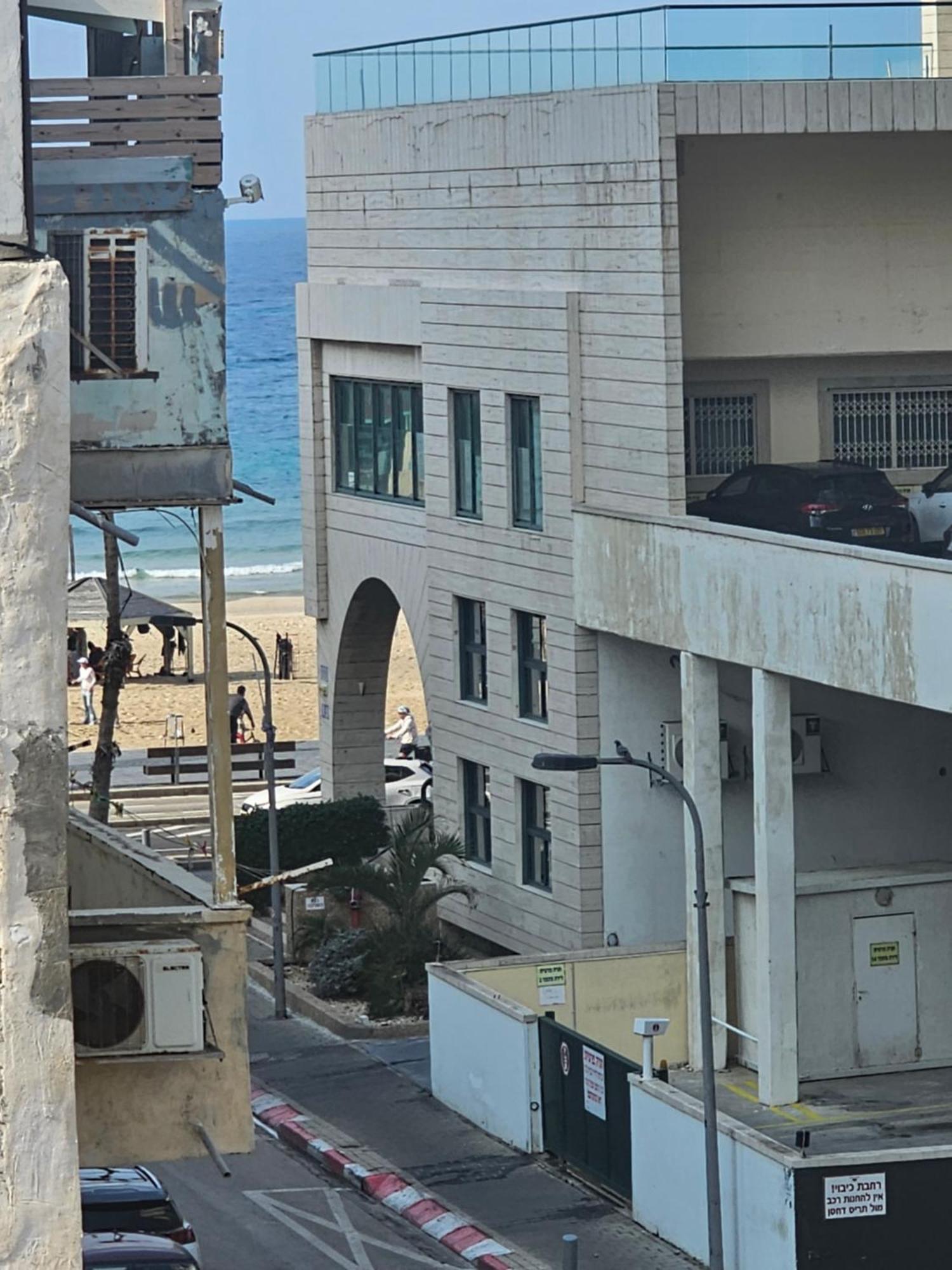 Hayarkon 24 Beach Apartment Tlv テル・アビブ エクステリア 写真