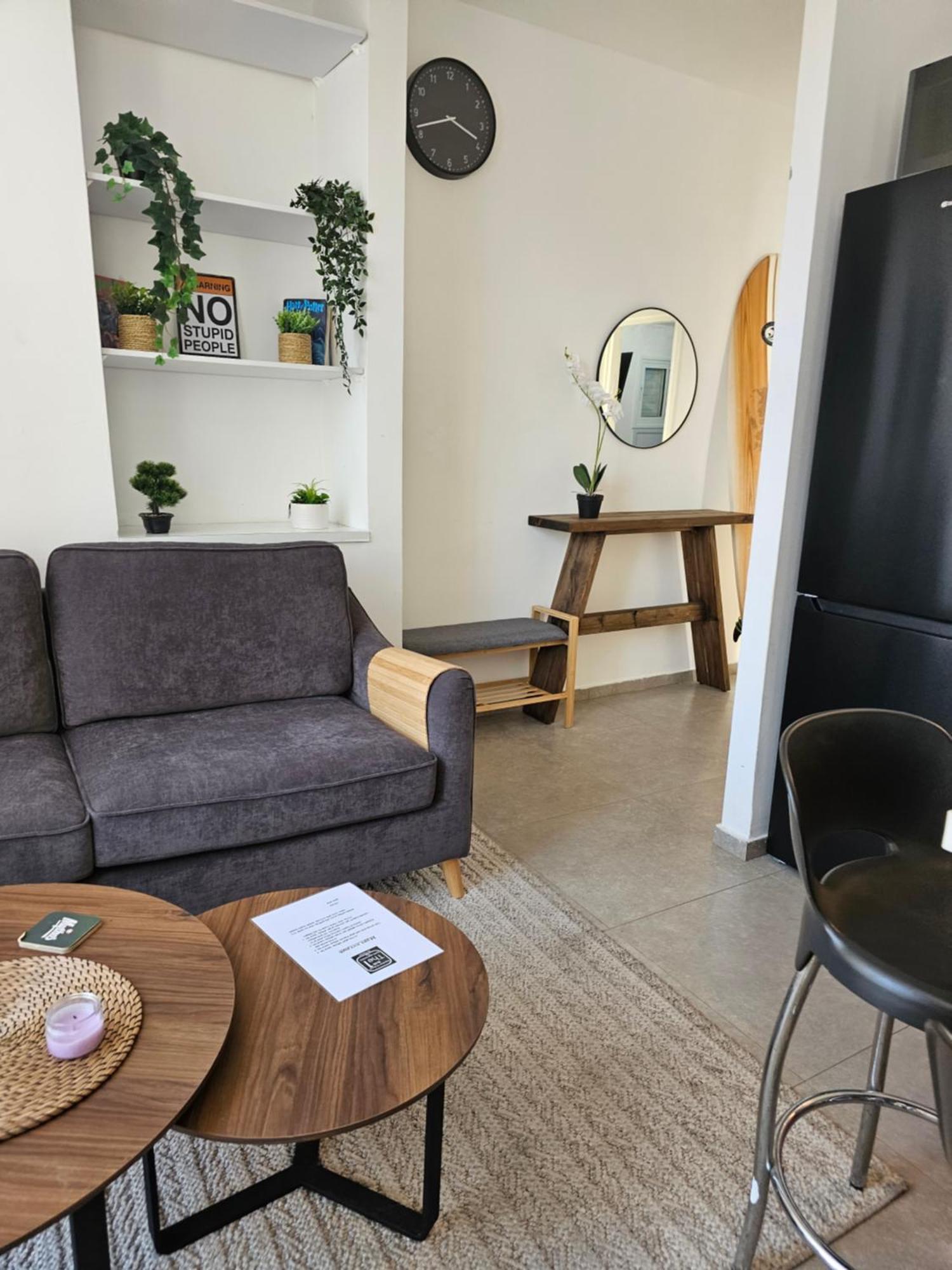 Hayarkon 24 Beach Apartment Tlv テル・アビブ エクステリア 写真